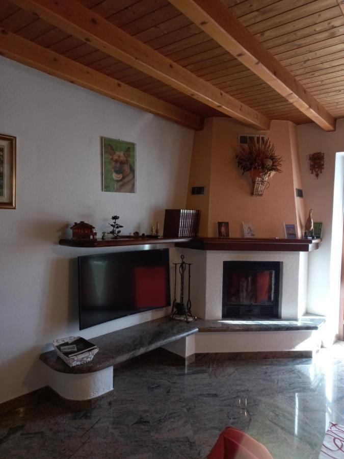Casa Vacanza Da Ghislin 테글리오 외부 사진