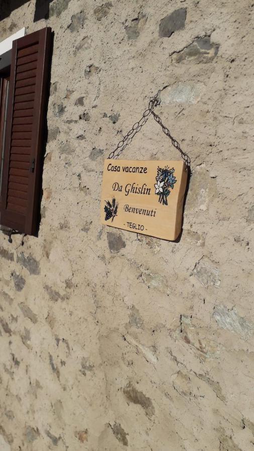 Casa Vacanza Da Ghislin 테글리오 외부 사진